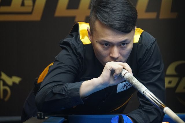 成了巨大的 成了巨大的