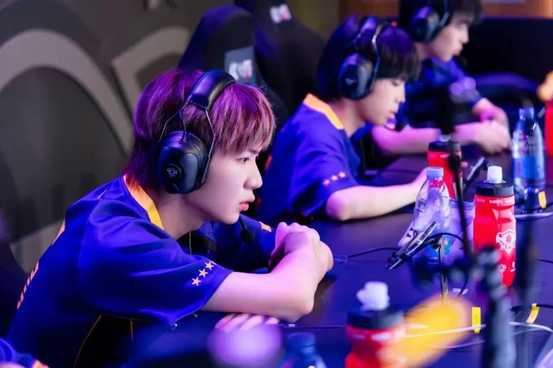 临着巨大的 临着巨大的