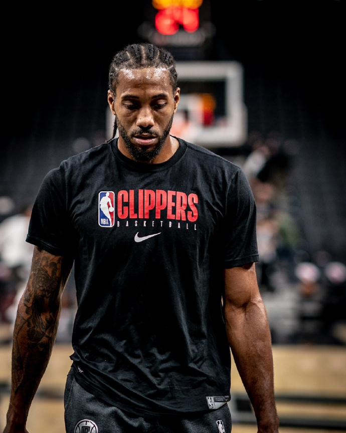 转播商需在 转播商需在